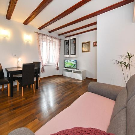Apartment Aldora Zadar Exteriör bild