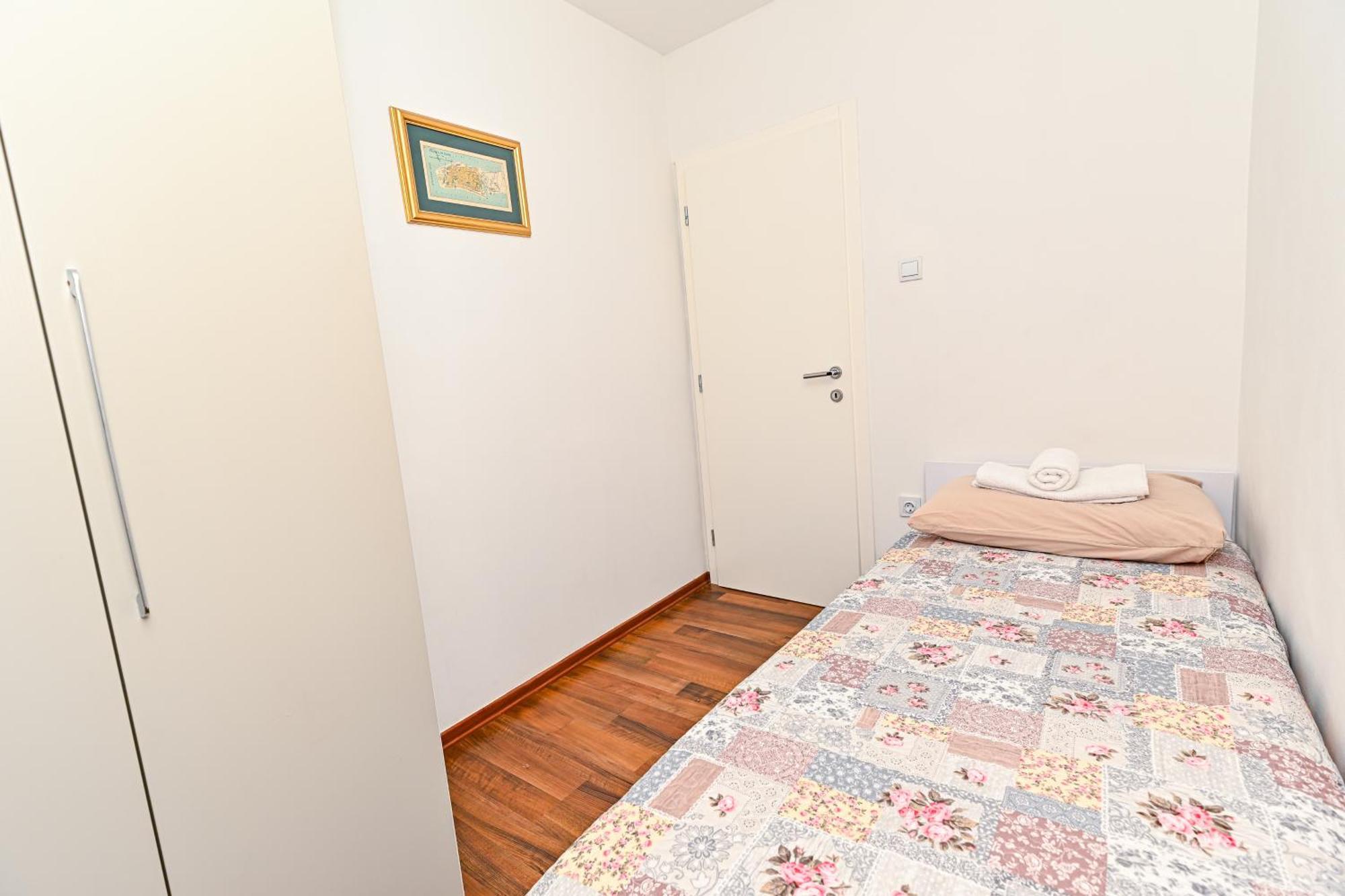 Apartment Aldora Zadar Exteriör bild